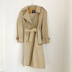 Vintage Burberry Classic Trench Coat, Size 46 (L)